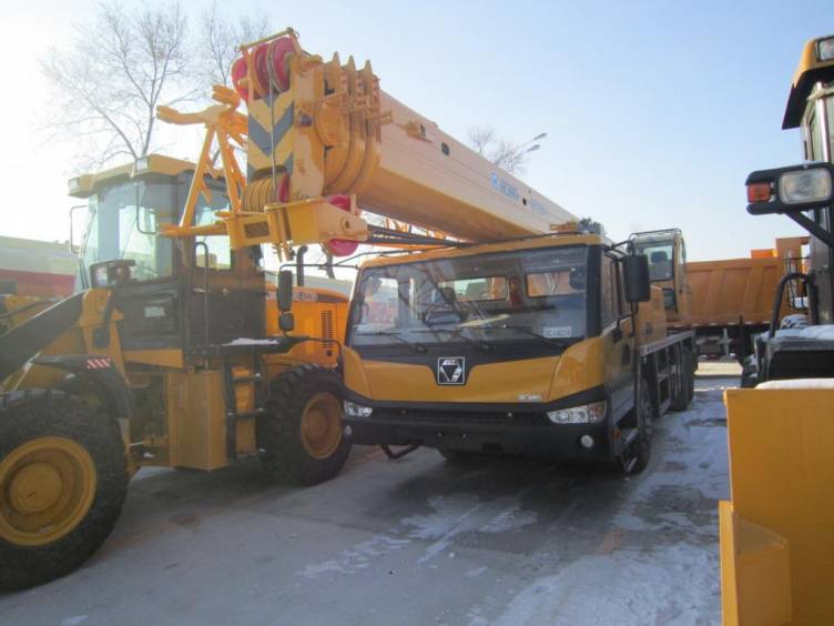 Автокран xcmg QY25K5-I, 2013 г. в., новый  Москва