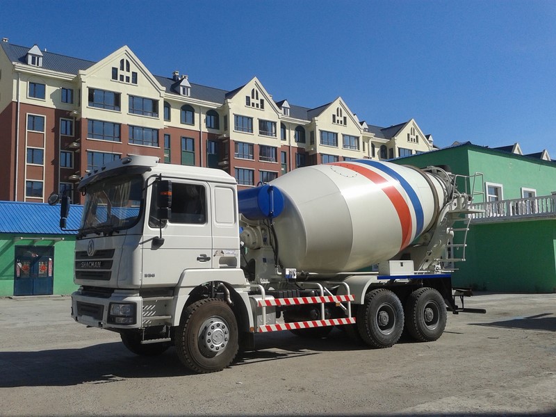 Автобетоносмеситель Zoomlion 9м3 шасси Shacman 2013 года  Владивосток